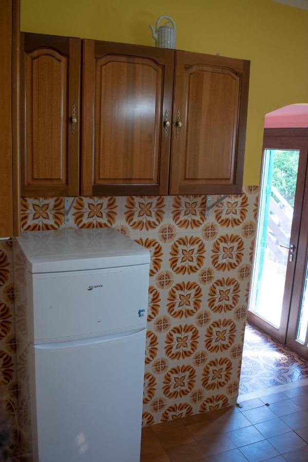 Casa Vacanze "Villa Severina" Iun R6166 R6692 كاربونيا المظهر الخارجي الصورة